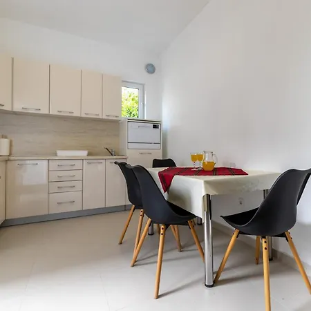 Lejlighed With Parking Spaces Bibinje, Zadar - 21094