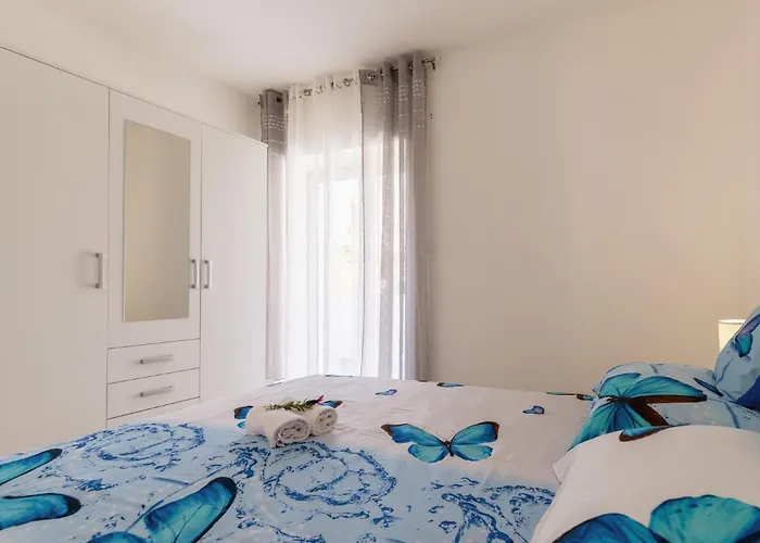 With Parking Spaces Bibinje, Zadar - 21094 Apartman *
