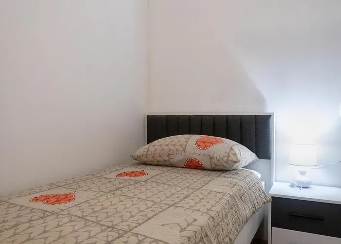 With Parking Spaces Bibinje, Zadar - 21094 *